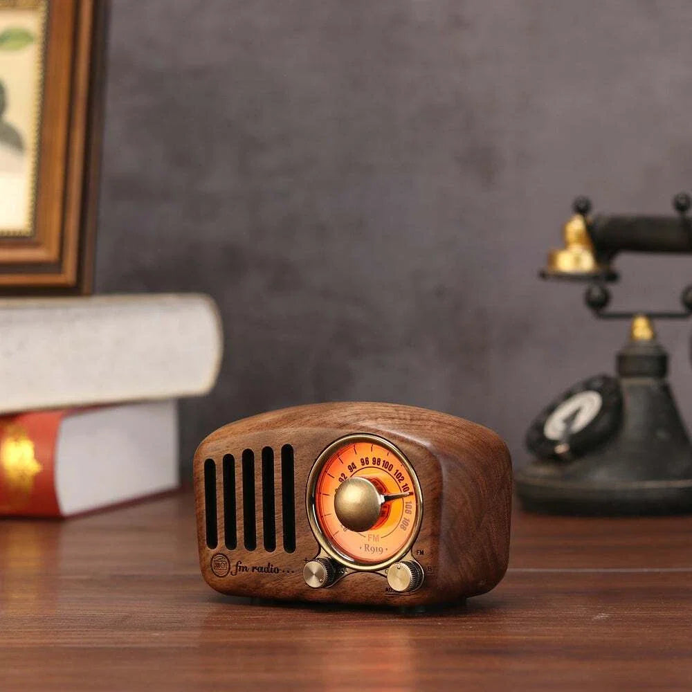 Vintage Bluetooth Speaker Greadio Walnut Wooden FM Radio