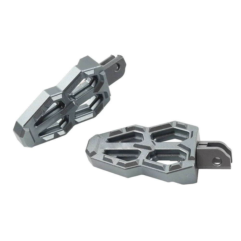 Front Foot Redal Titan Footpegs for Benelli TNT 600 300 302S QJMotor 350 400