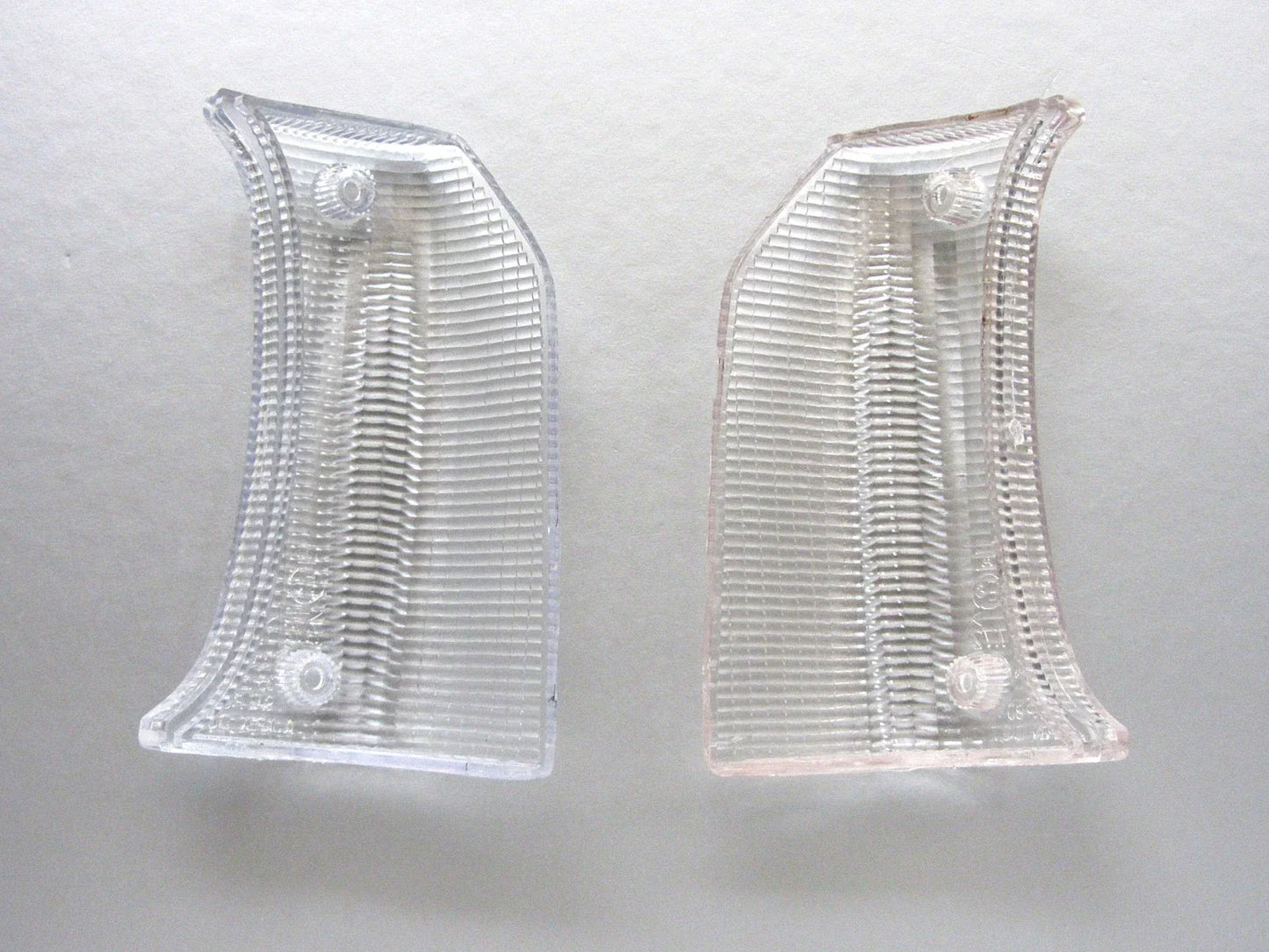Headlight Corner Lens for 1981-1983 Toyota Hilux RN40 LN40 (2 x White)