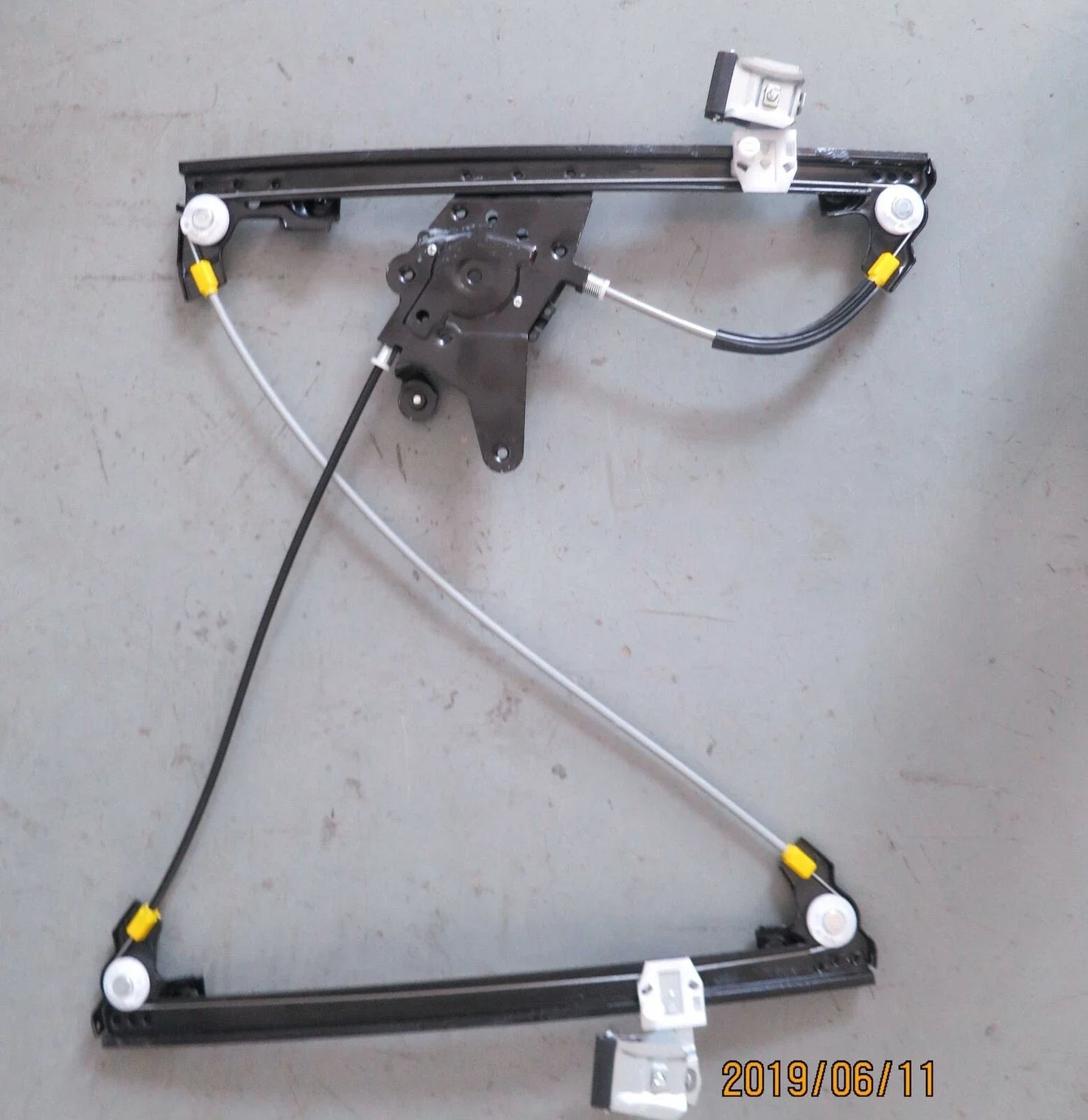 Front Right Window Regulator W/o Motor for VW Golf MK3 (1992-1999)