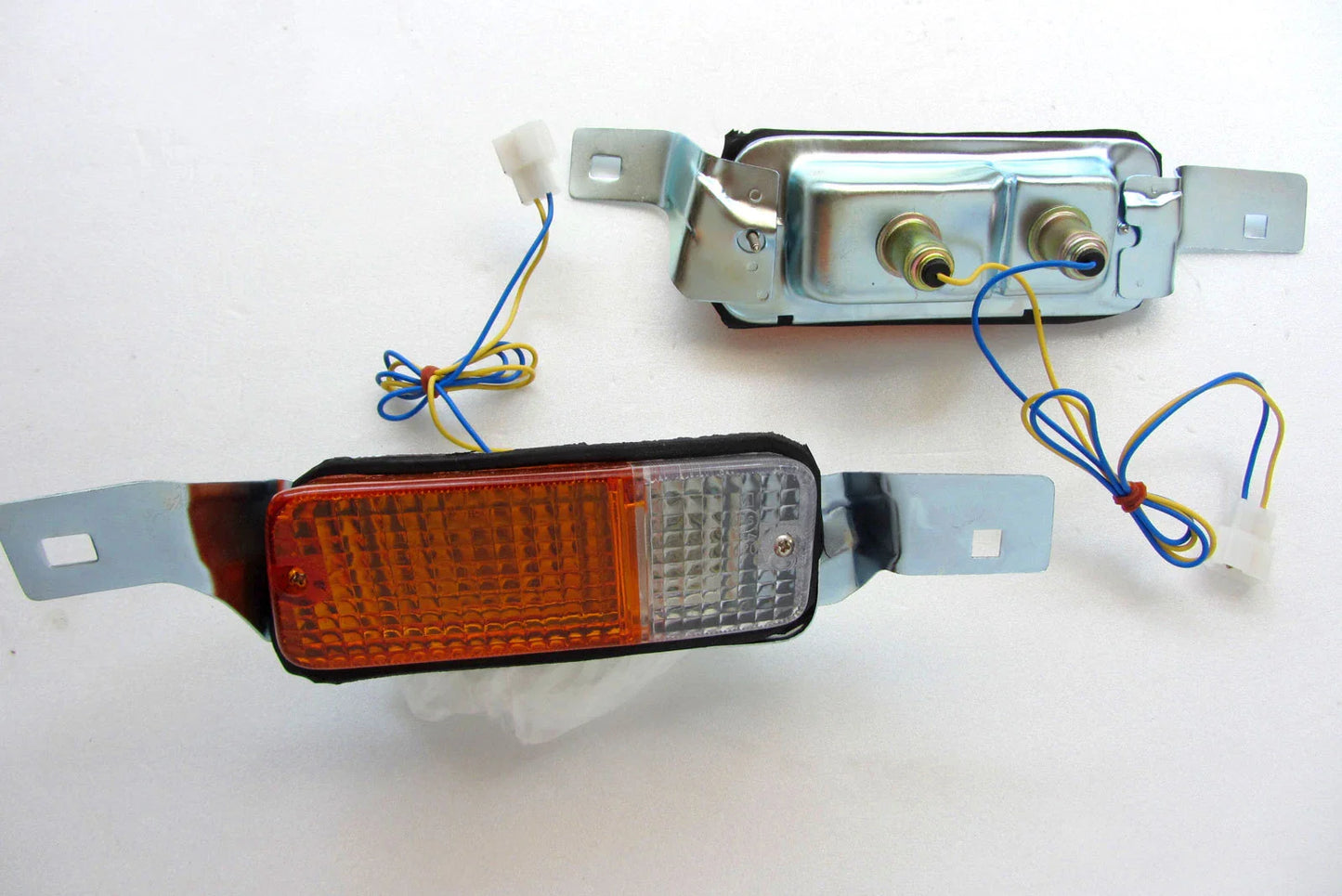 Parking Turning Signal Light Lamp for Toyota Corolla KE30 KE35 TE37 (1970-1982)
