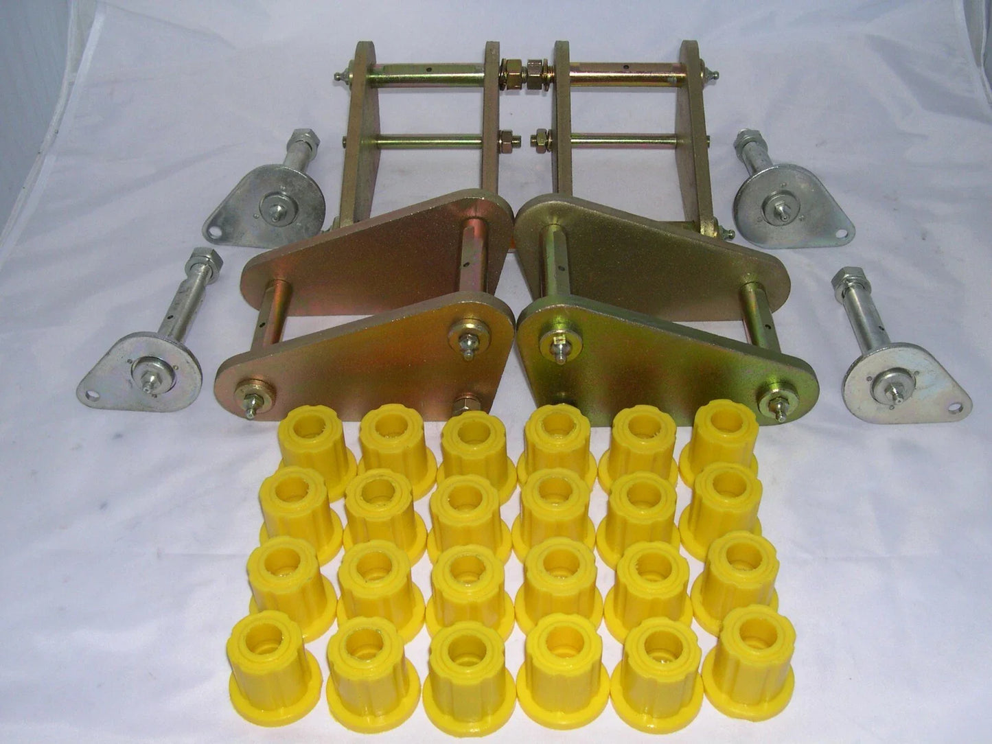 Extended Shackles + Pin & Bush Kit for Land Cruiser 73 Series