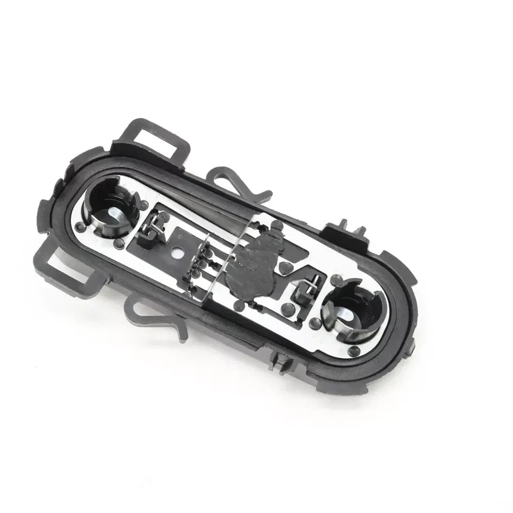 1X Rear Tail Light Socket Holder + Plug for BMW X1 F48/F49 (2016–2019)