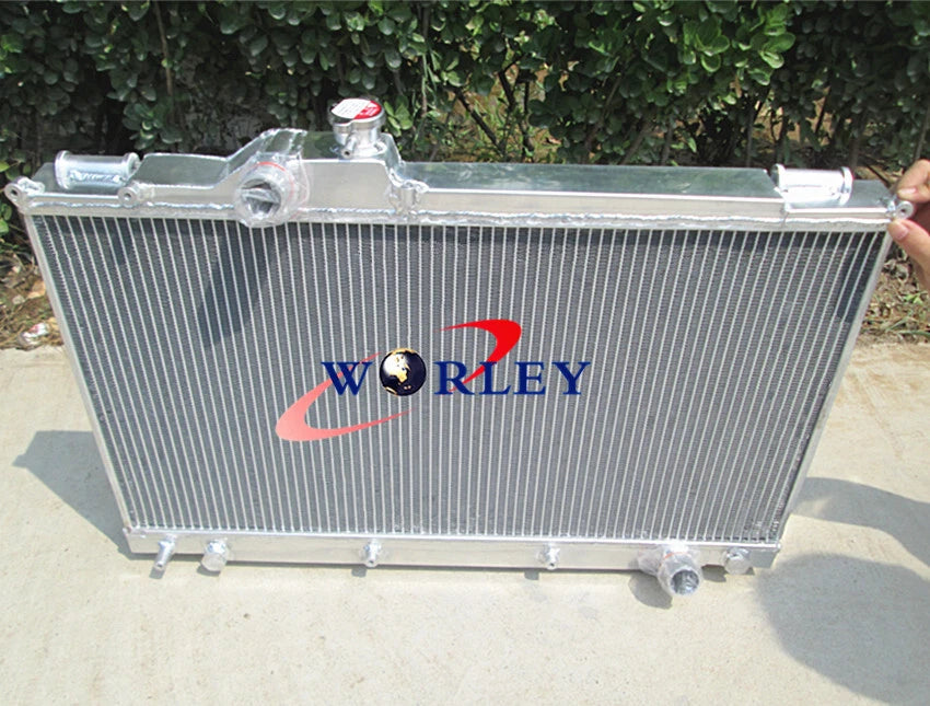 Aluminum Radiator for Lexus IS200 IS300 (1999–2005)