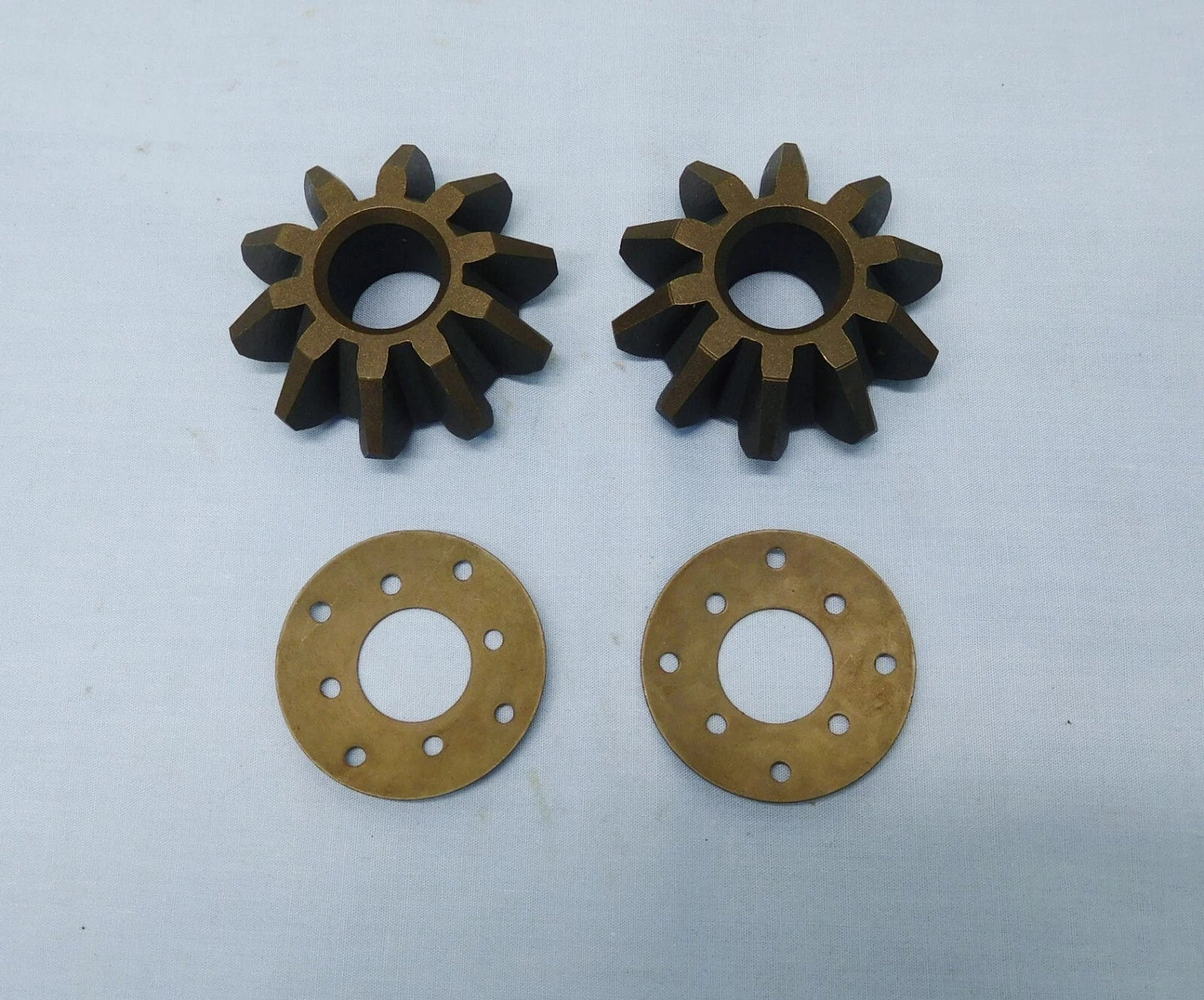 2 x Diff Spider Star Gears with Thrust Washers for Hilux 4WD (1984-1998)