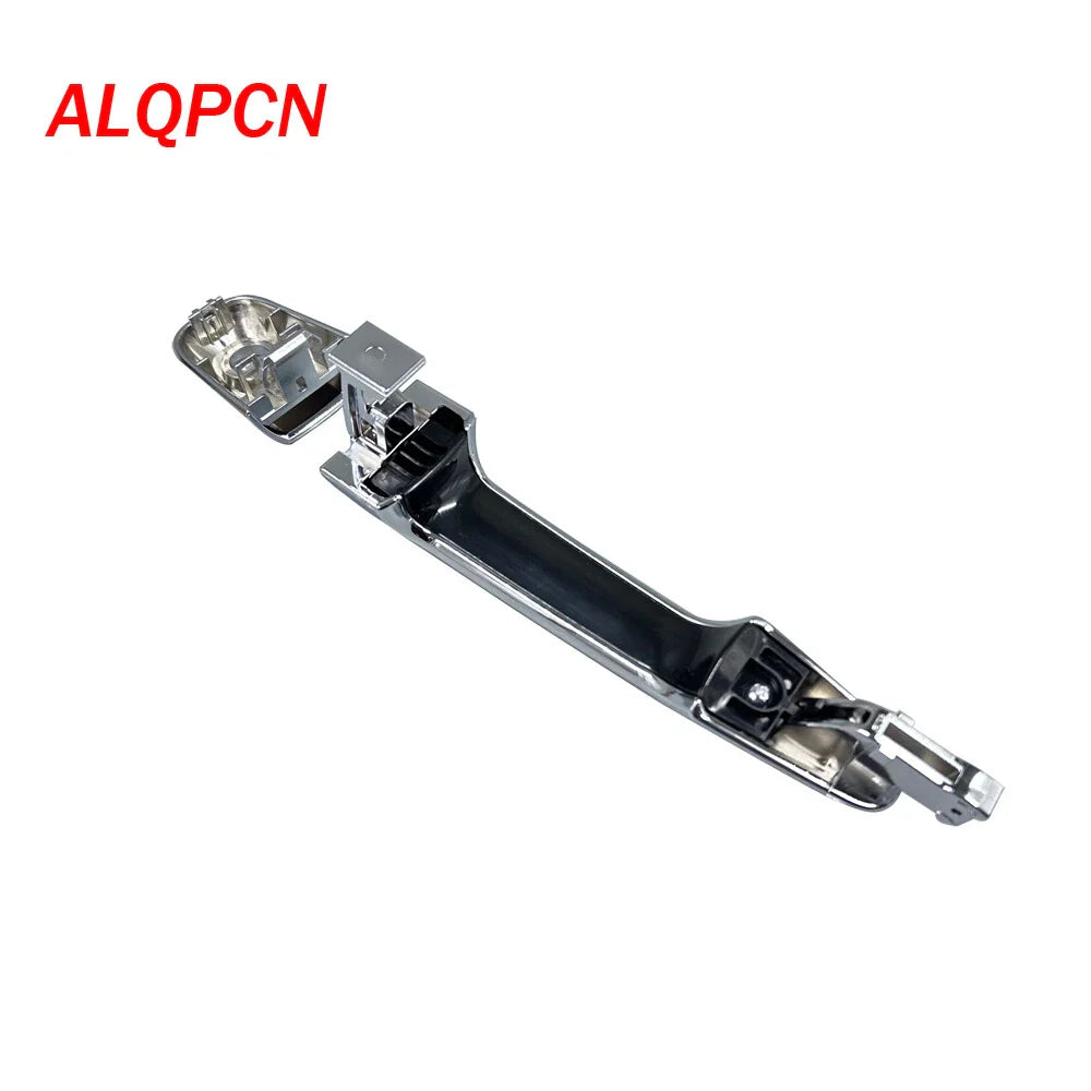 Front Driver Door Handle with Key Hole for Mitsubishi L200 (2015-2022)