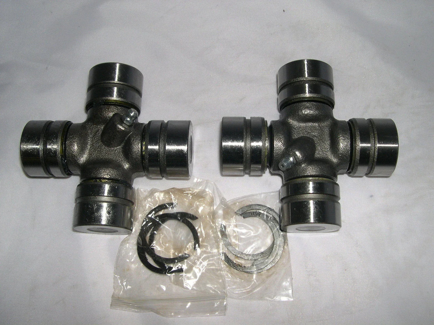 Pair of Greasable Rear Universal U-Joints for Land Cruiser HZJ75 (1990-1998)