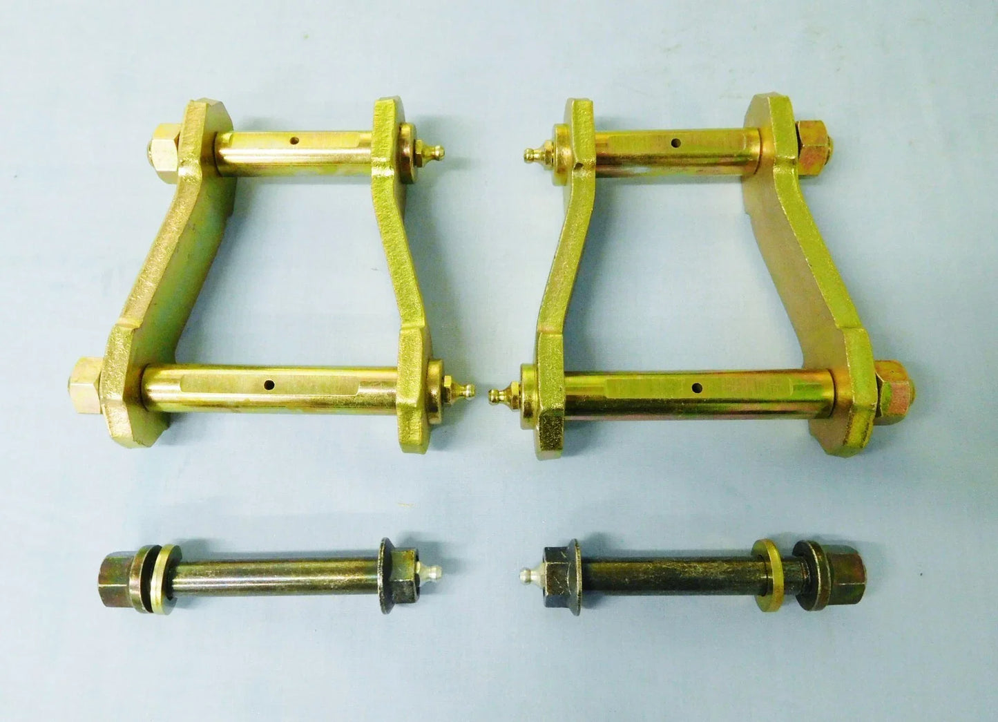 Pair of Rear Greasable Shackles & Pins for 4WD Holden Colorado (2012-2020)