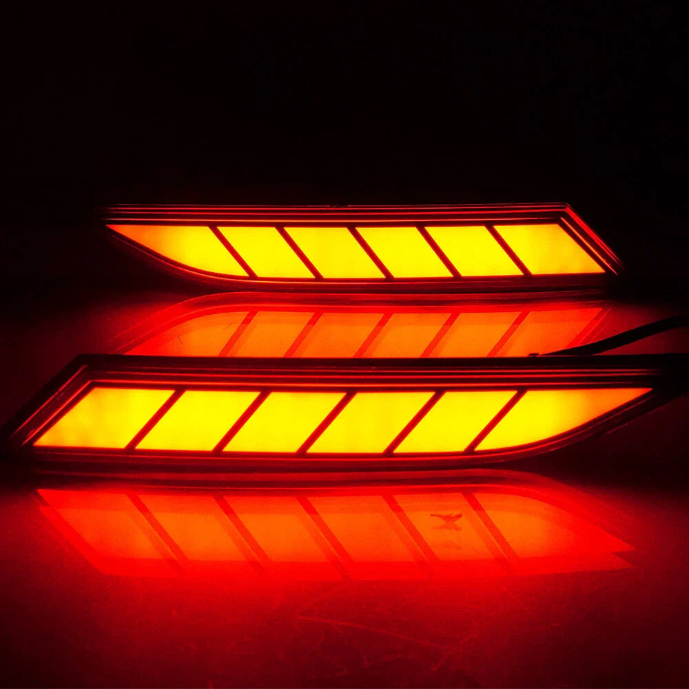 Rear Bumper Reflector Fog with Turn Signals for Toyota Yaris Cross (2023–2024)