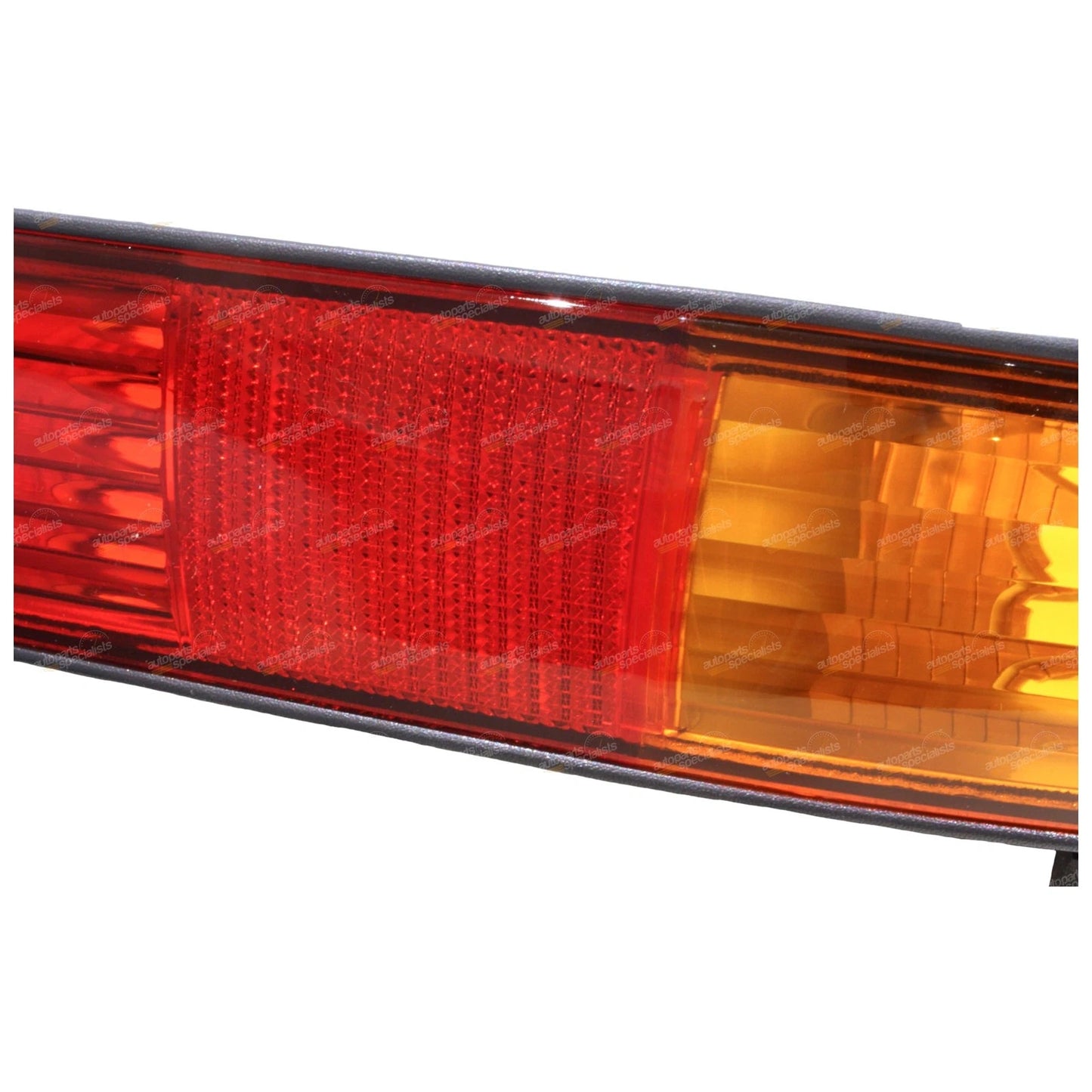 RH Rear Indicator Light for Mitsubishi Pajero NM (2000–2002)