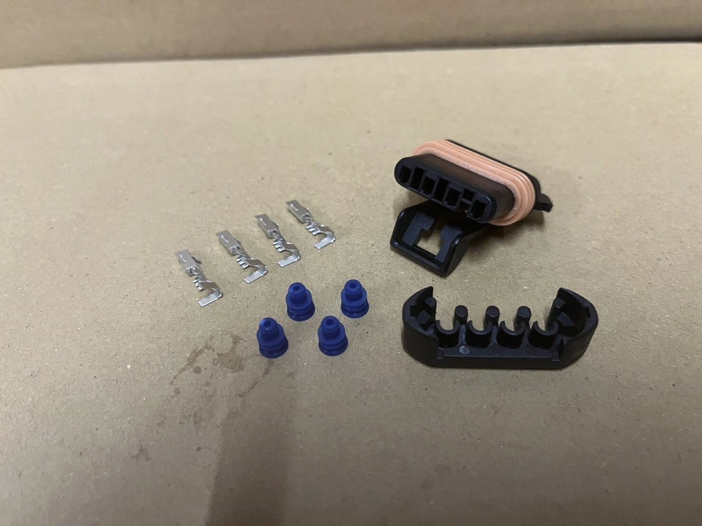 Set of 4 Ignition Coil Connector Plugs for Holden Commodore (1999–2006)