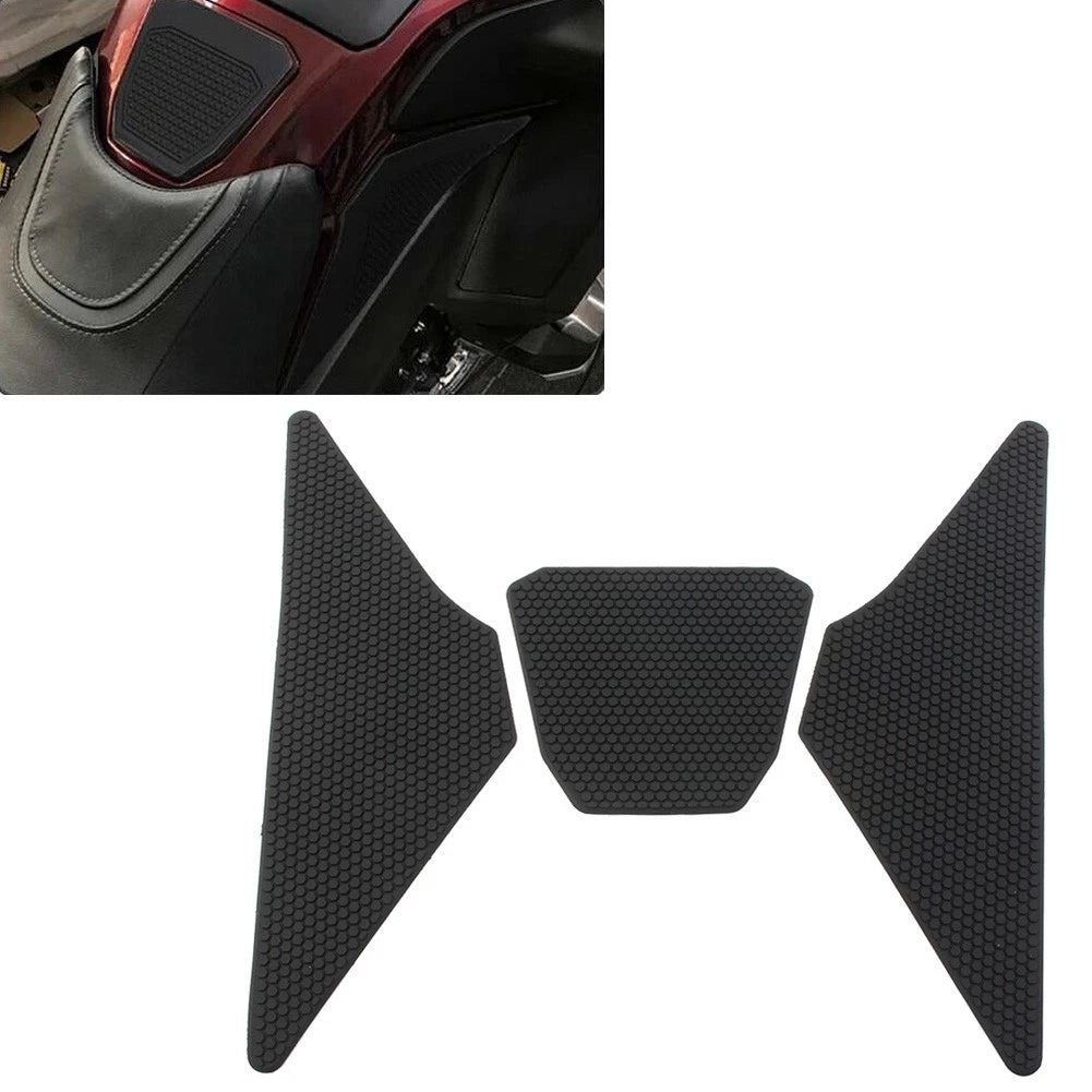 Pair Rear Engine Crash Bar Guard for Honda Goldwing 1800 GL1800 (2001–2014)