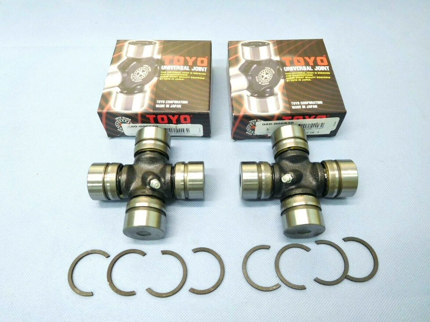 Pair of Rear Uni Joints for Toyota Land Cruiser FZJ105 HZJ105 (1998-2007)