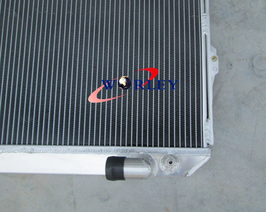 62MM 3 Row Aluminum Radiator for Toyota Hilux LN106 LN111 (1988-1998)