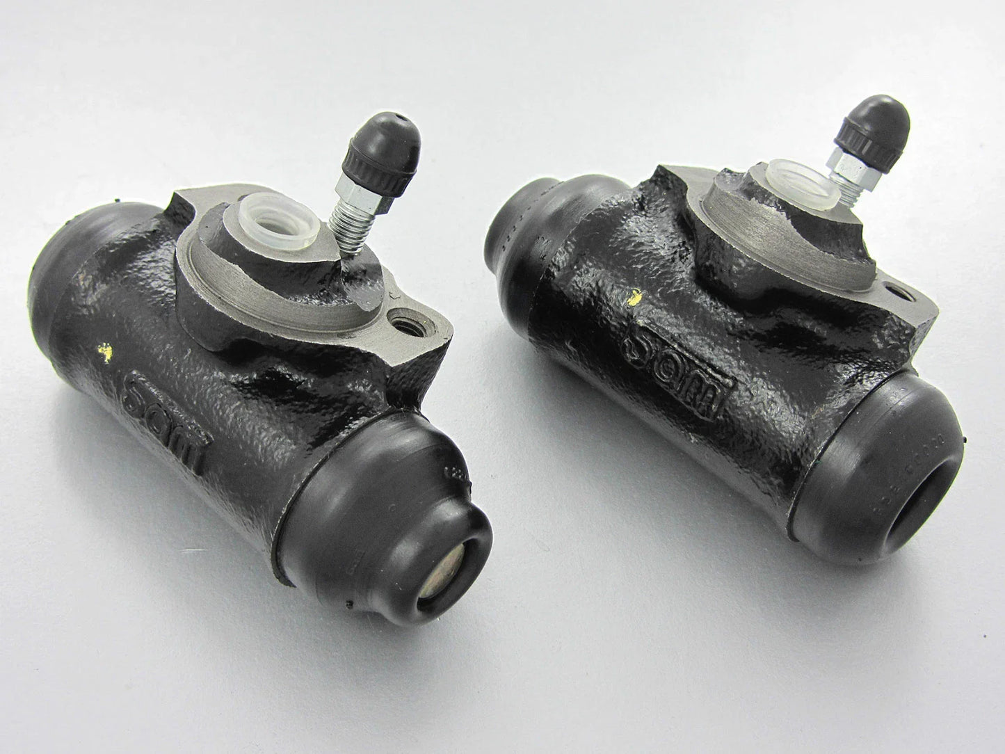Rear Brake Slave Cylinder for Toyota Corolla E30 KE30 KE35 KE36 KE55 (1983-1987)
