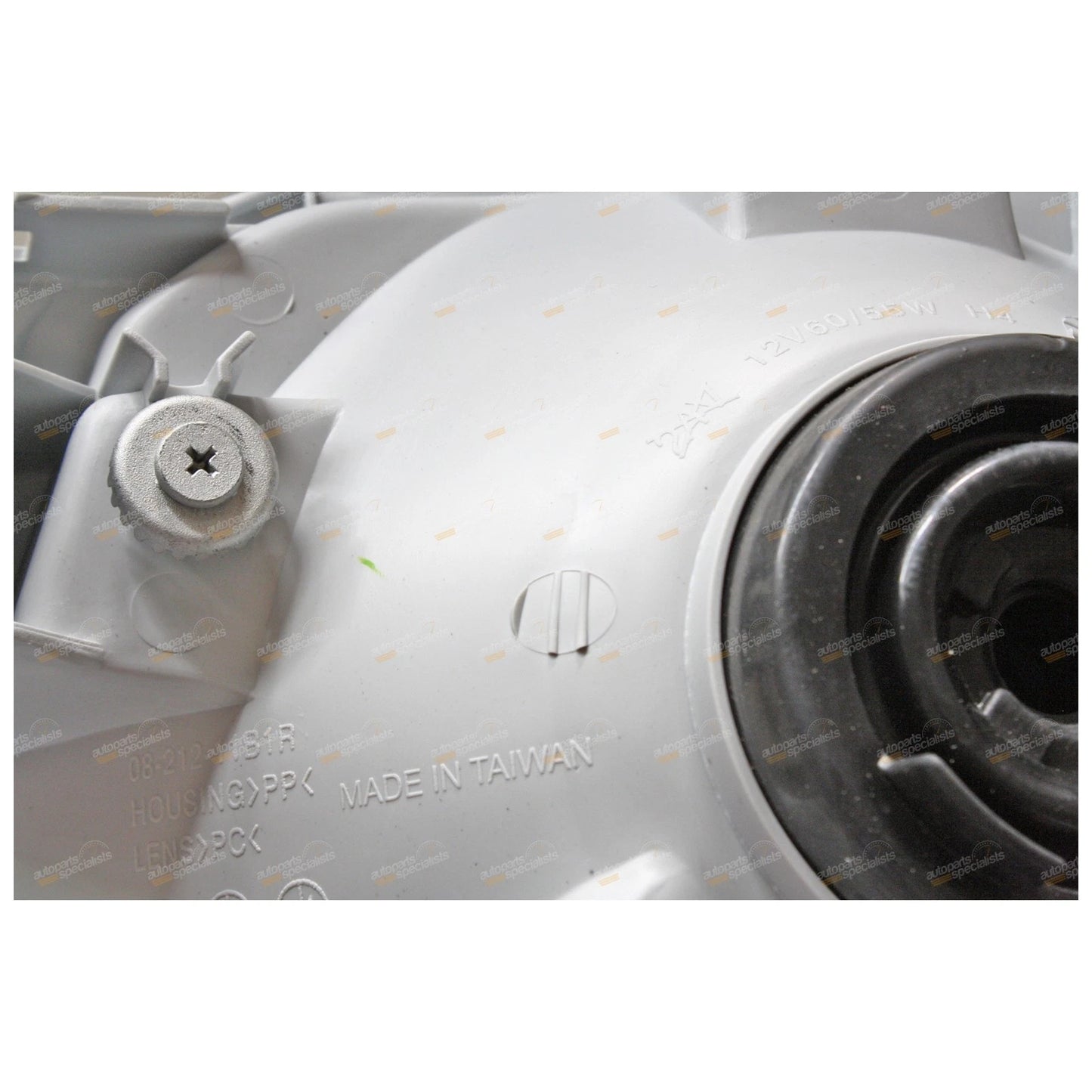 RH Headlight for Toyota Prado 95 Series (1999–2002)