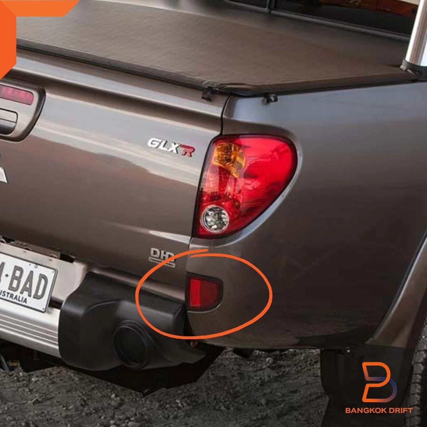 Reflectors for Mitsubishi L200 Triton MN ML (2005-2015) - Rear