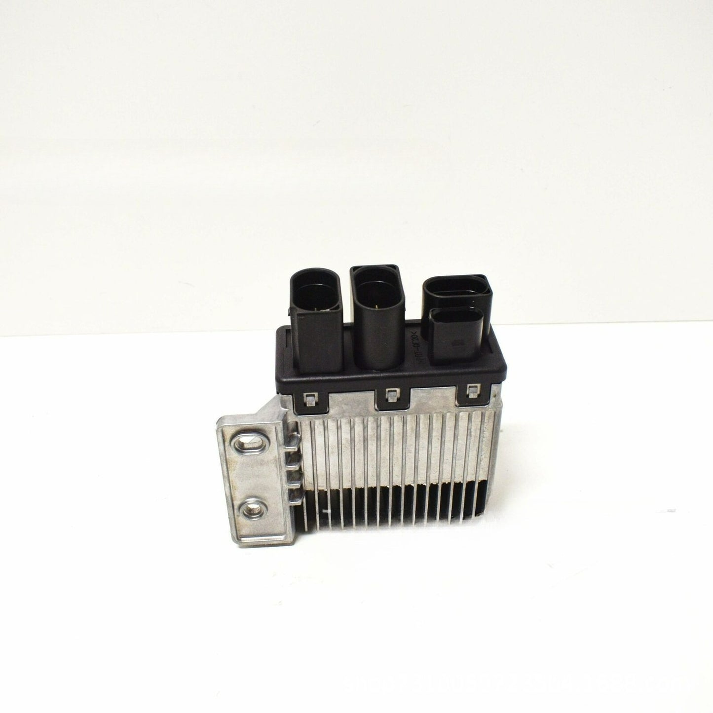 Fan Controller Module for Volkswagen T5 Multivan (2003–2015)