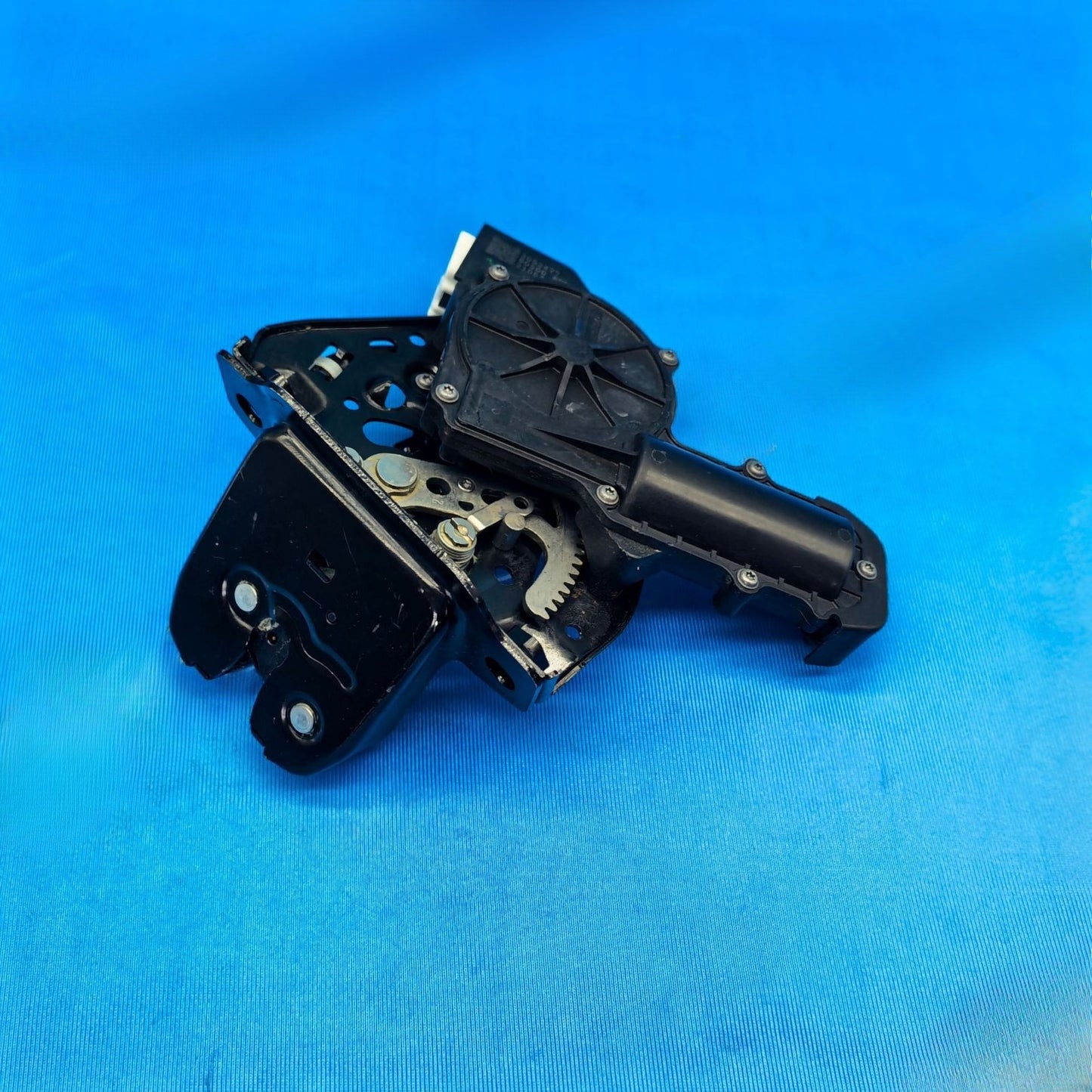 Trunk Lock Actuator Motor for Nissan Rogue (2021–2025)