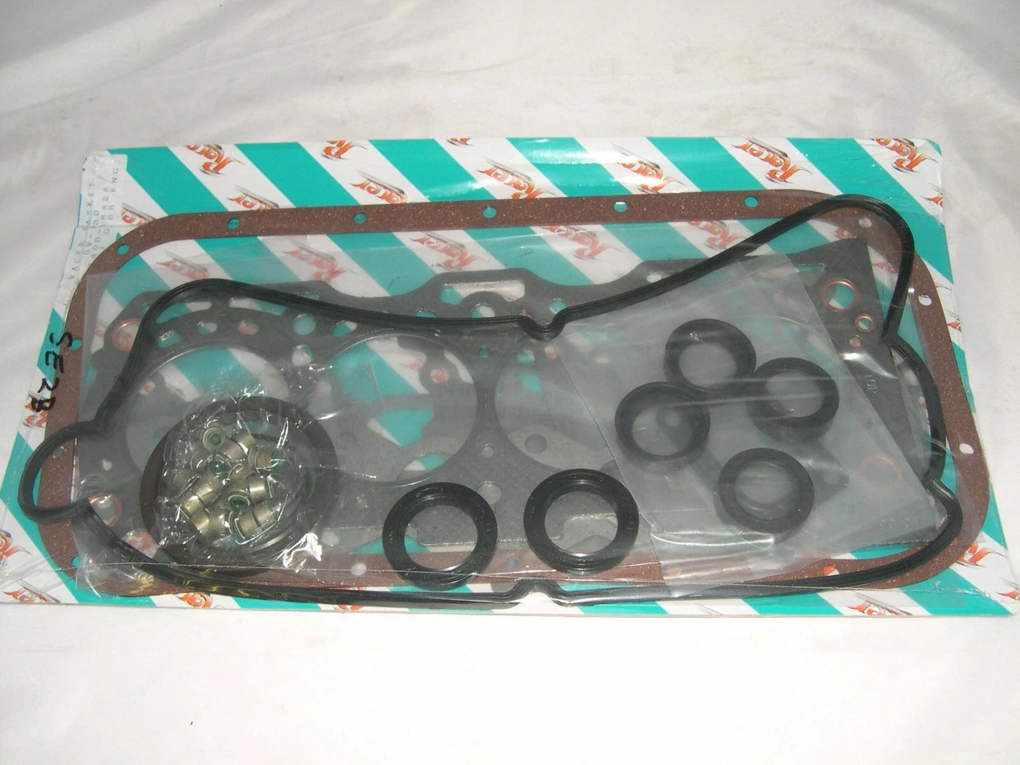 Gasket Set for Suzuki Vitara 1.6L G16B 16 Valve Engine (1991-1997)
