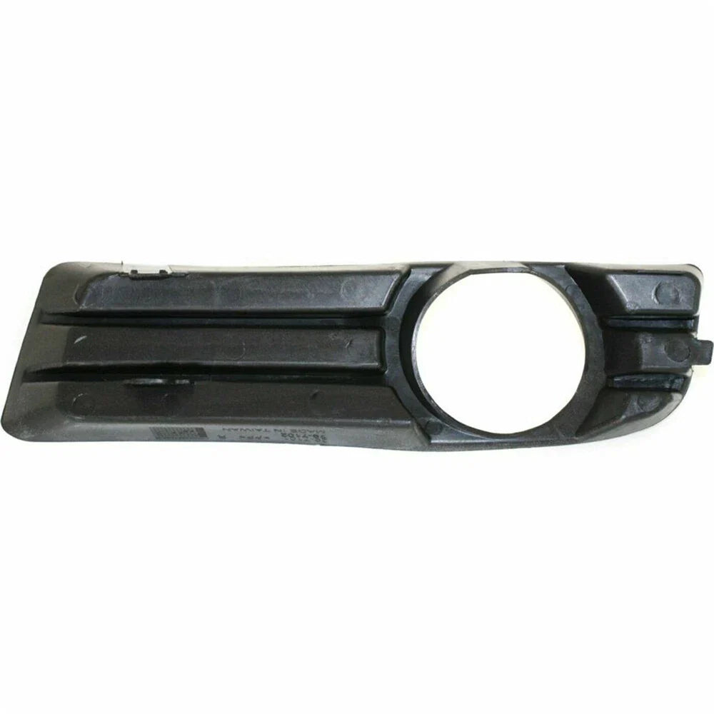 Bumper Fog Lamp Bezel Trim for Chrysler 300 (2005-2010)