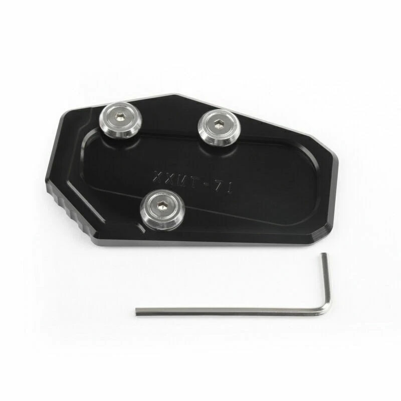 4X Smoke Flashing Lens Bulbs for FXDF Softail Dyna Sportsters (2002–Present)