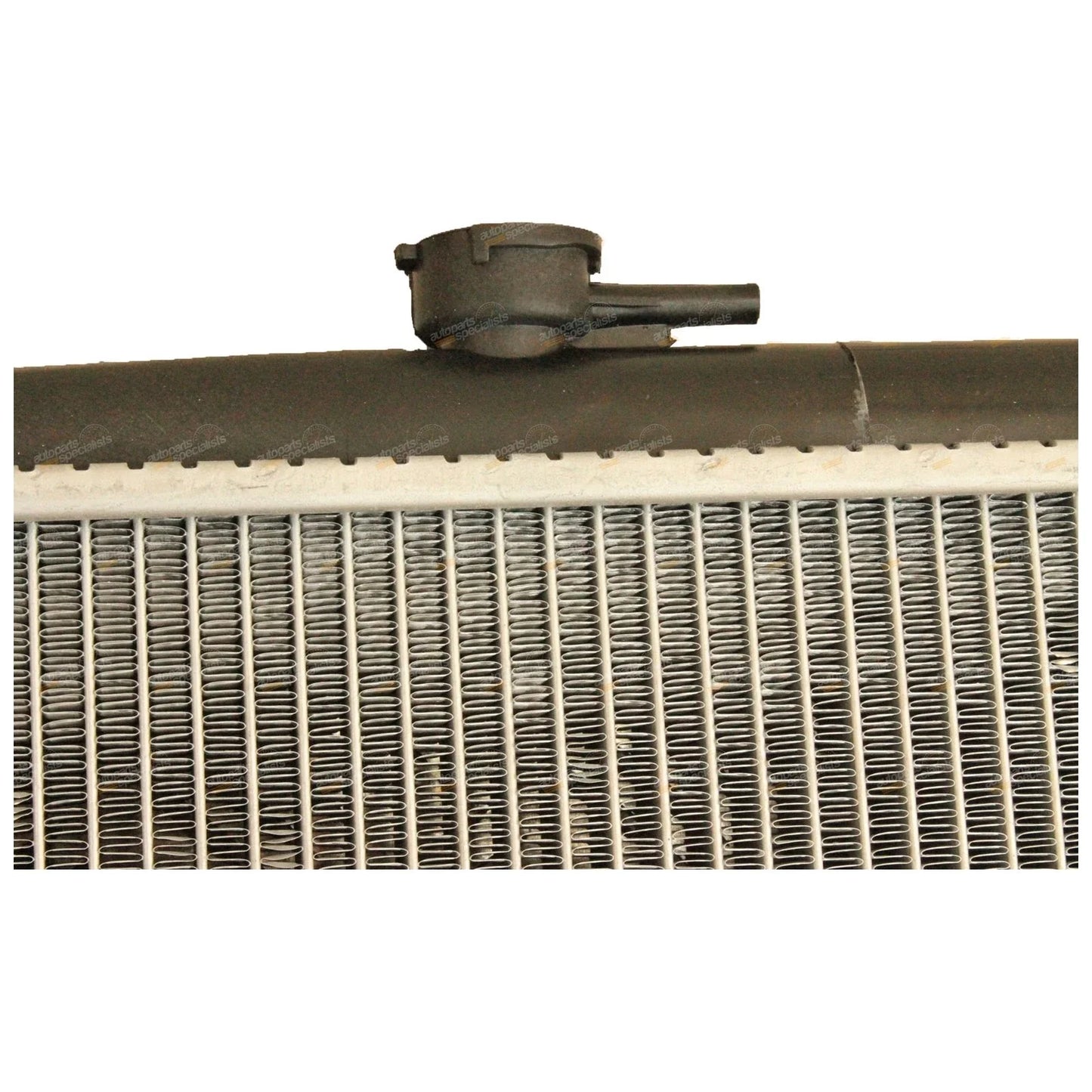 Aluminium Alloy Radiator 2.7L for Nissan Navara D21 (1988-1997)