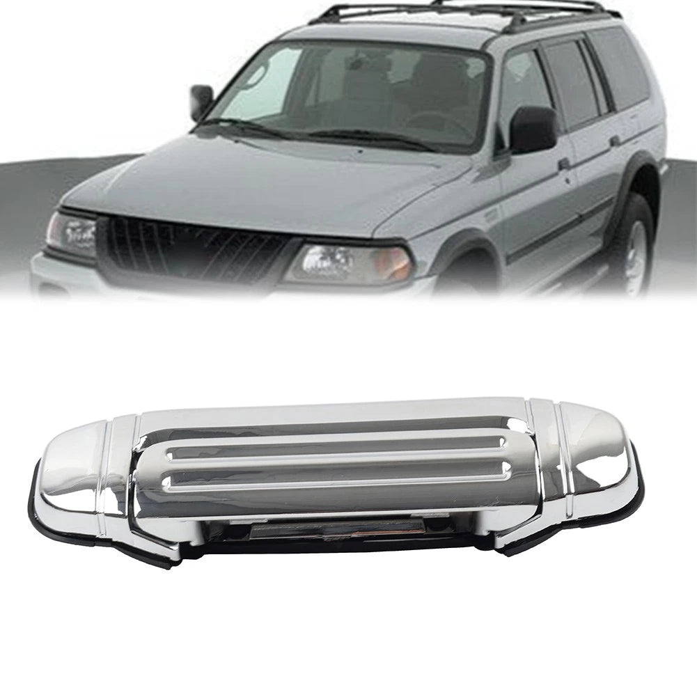Front Right Outer Door Handle for Mitsubishi Pajero Montero (1992–1998)