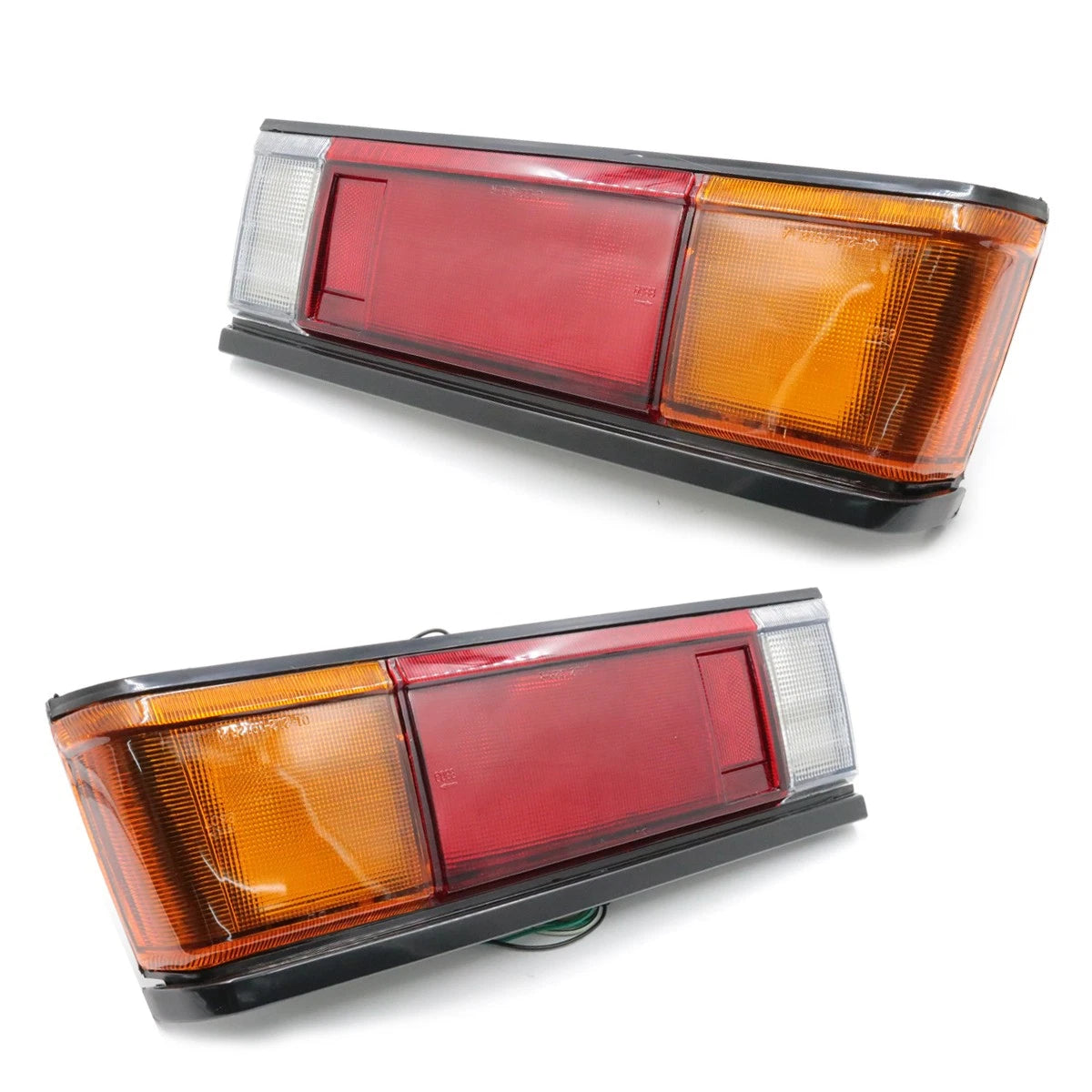Set of 2 Tail Lights for Toyota Corolla KE70 TE71 E70 (1979–1981)