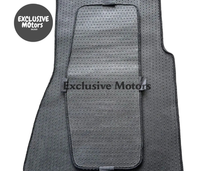 R32 SKYLINE GTST / GTR CHECKER FLOOR MATS