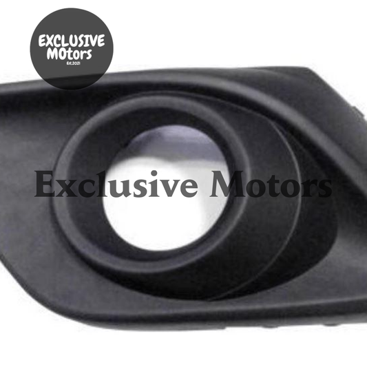 Left-Hand Fog Light Cover with Hole for Mazda 3 Axela (2014-2017)
