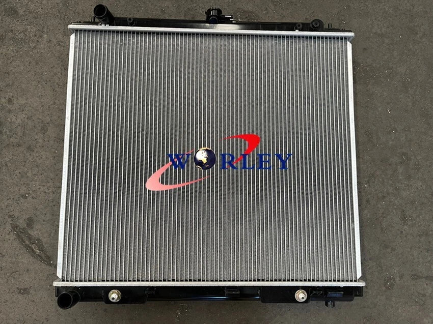 Radiator for Nissan Navara D40 Pathfinder R51 (2005–2015) 36mm