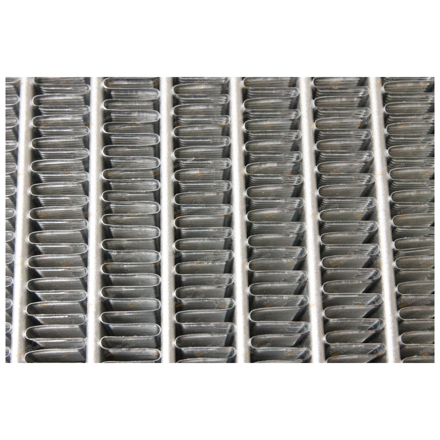 Alloy Core Radiator for Mitsubishi Challenger (1997–2006)