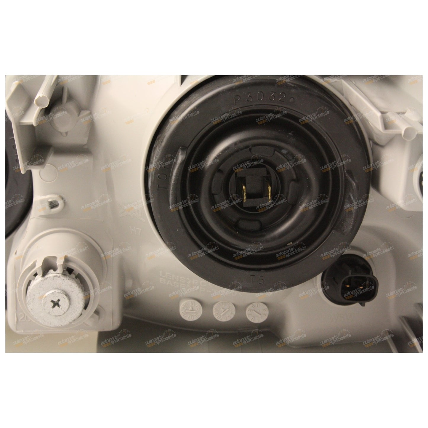 2X Headlights for Toyota Corolla ZZE122 (2001–2007)