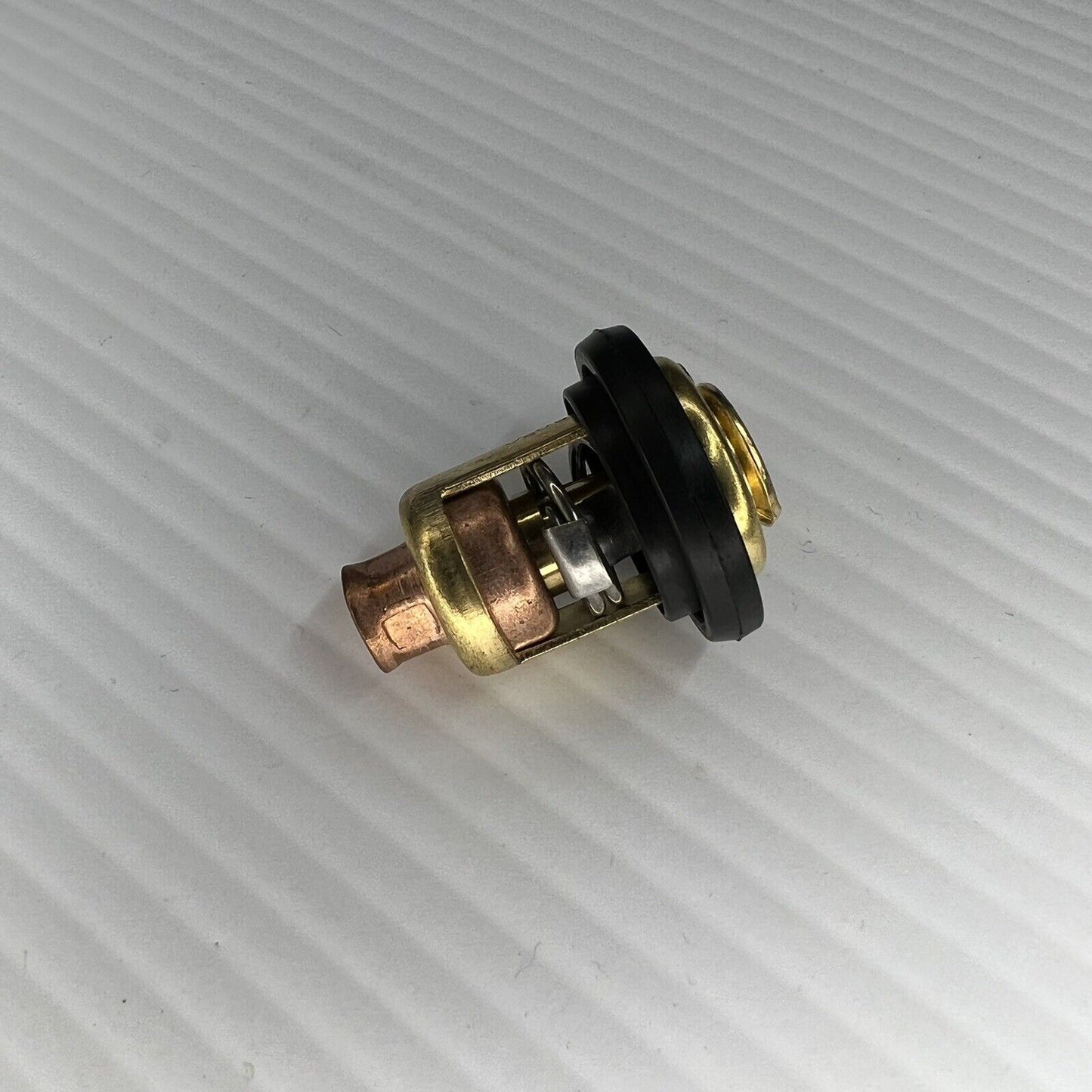 60 Degree Thermostat for Yamaha Outboard Motors (1966–2023)