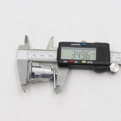 Fuel Tank Gas Filler Lock for Toyota Hilux 1983-1988