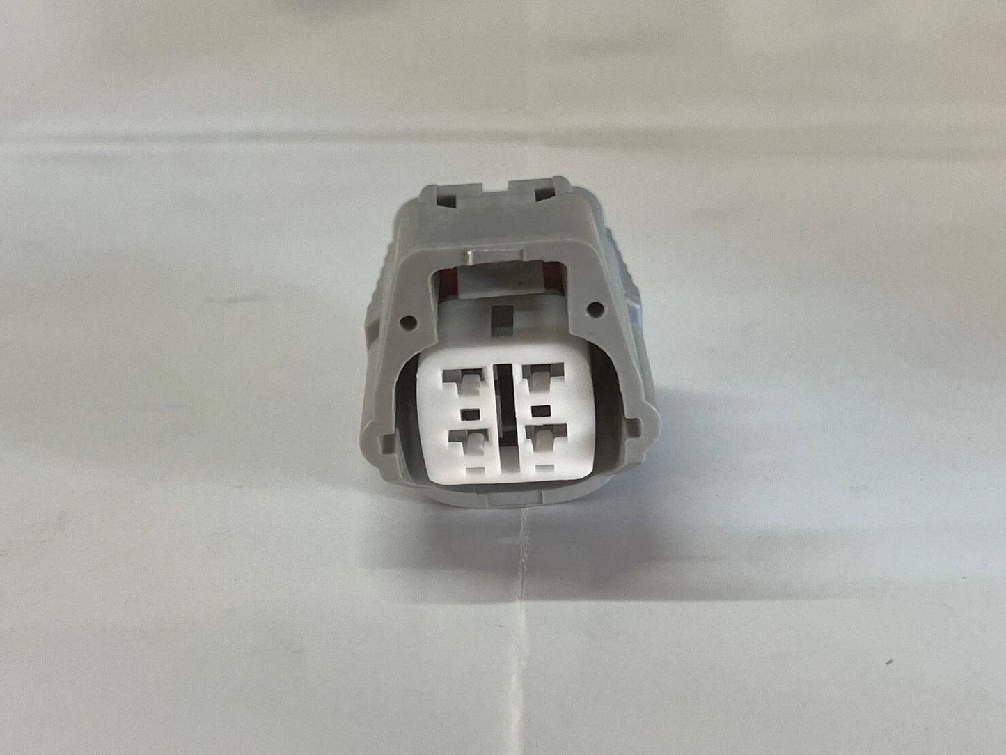 Throttle Motor Connector for 1UZ-FE/2JZ-GTE (Fits Various Models)