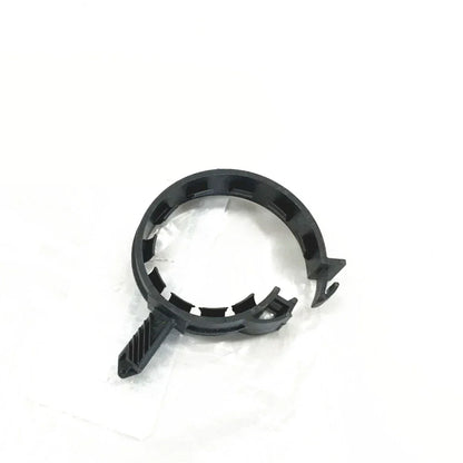 Upper Radiator Hose Clip for 2005 Chevrolet Silverado (2005)