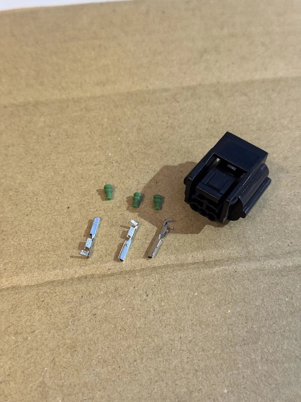 2 Pins Electrical Wiring Harness Connector