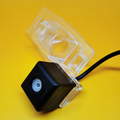 Car Rear View Backup Camera for Mazda MPV (2000–2006)