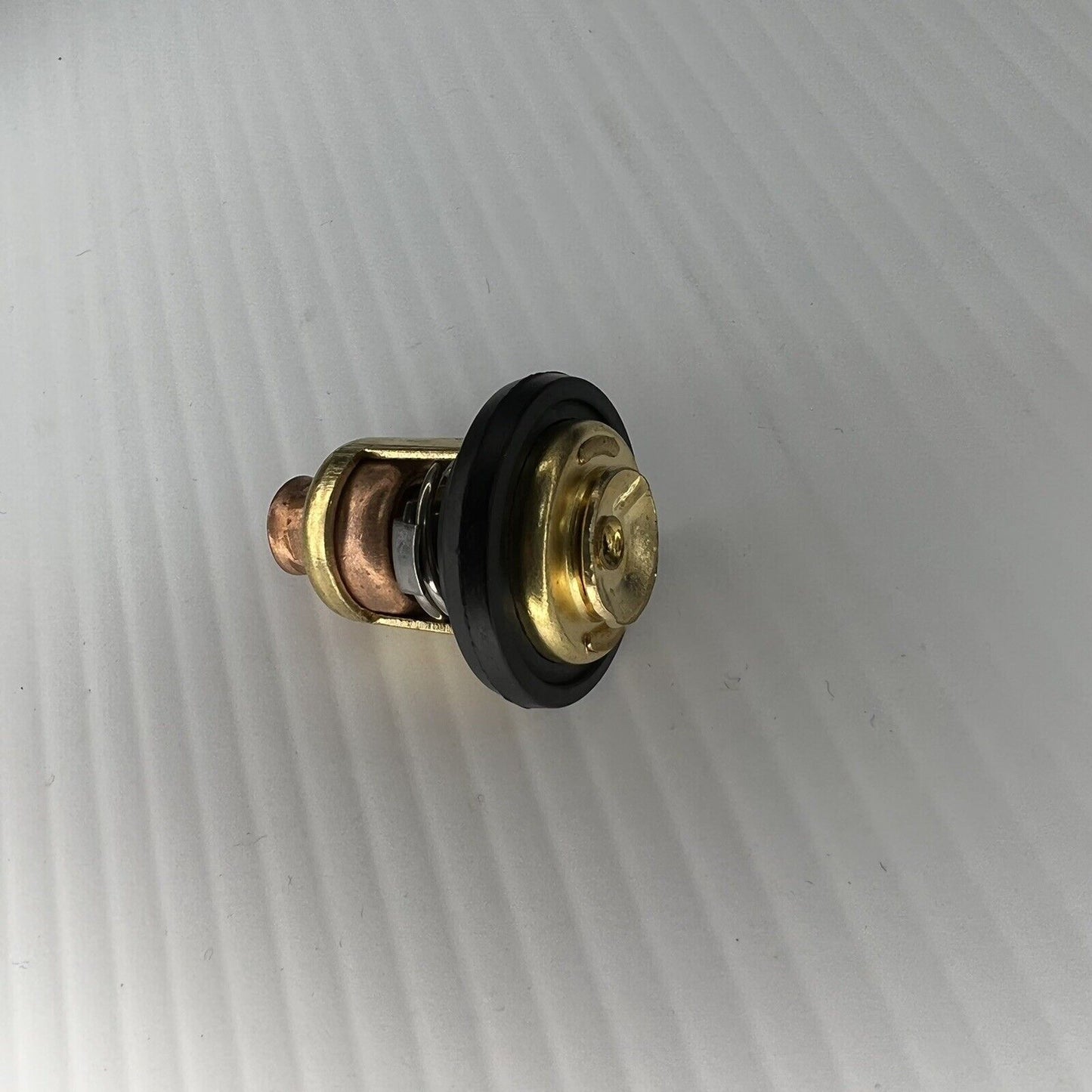 60 Degree Thermostat for Yamaha Outboard Motors (1966–2023)