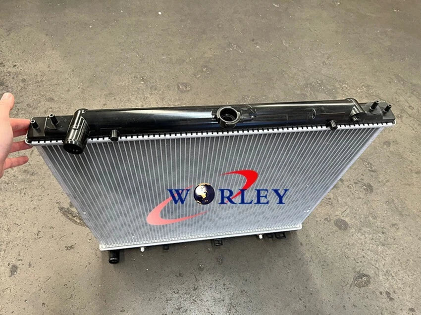 Radiator for Nissan Navara D40 Pathfinder R51 (2005–2015) 36mm