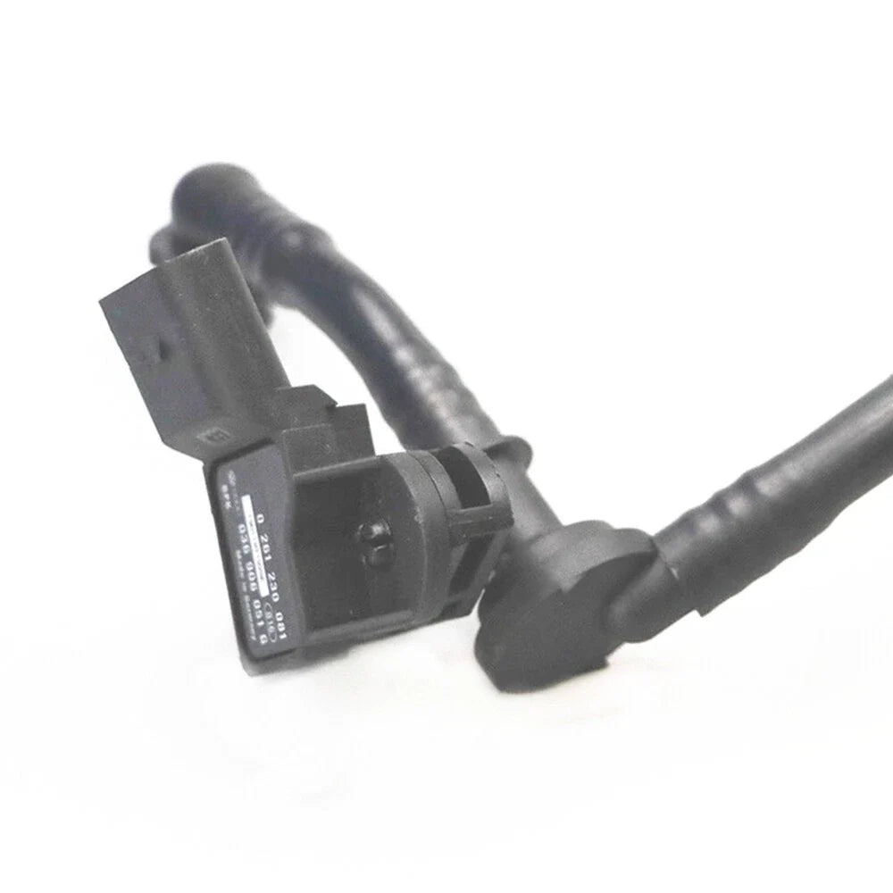 Brake Vacuum Booster Tube Hose with Check Valve for Audi A6 (2012–2018)