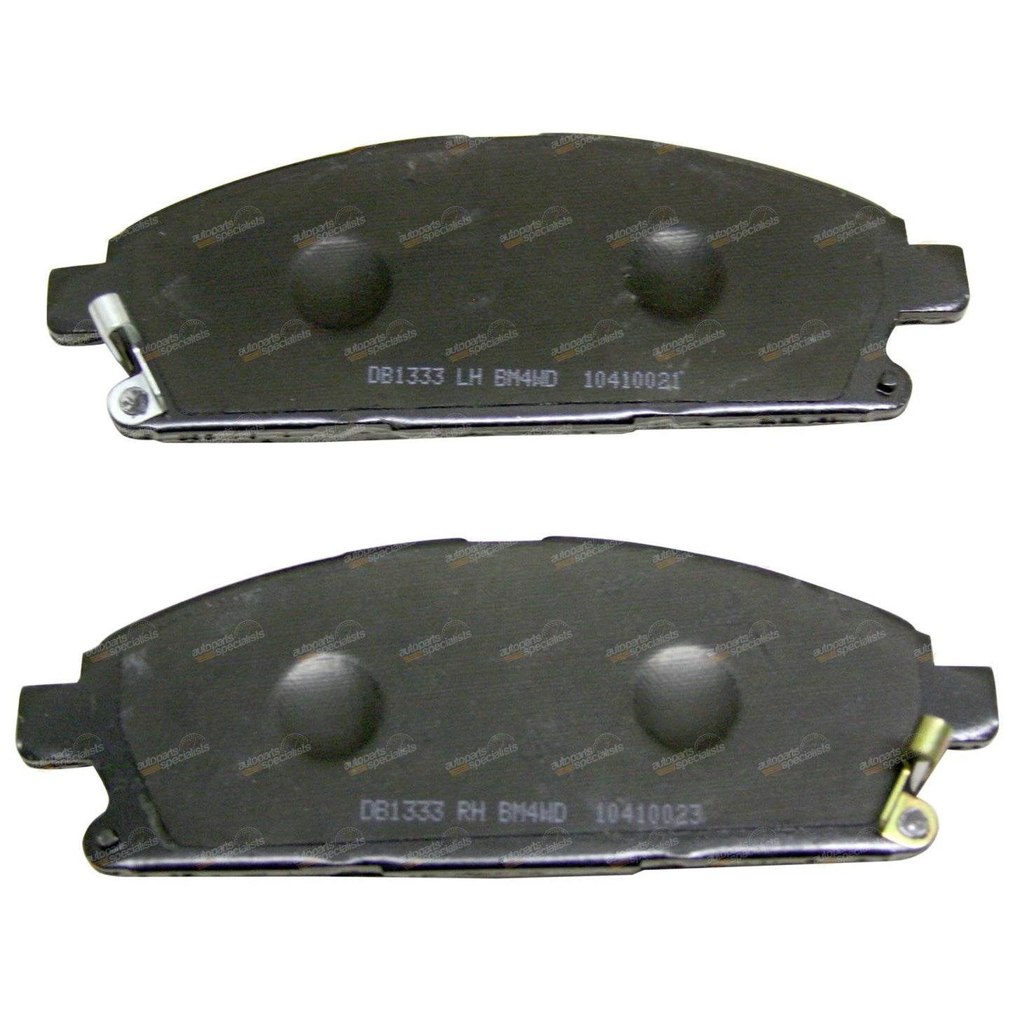 Set of 4 Front Disc Brake Pads for Nissan Pathfinder R50 (1995–2005)