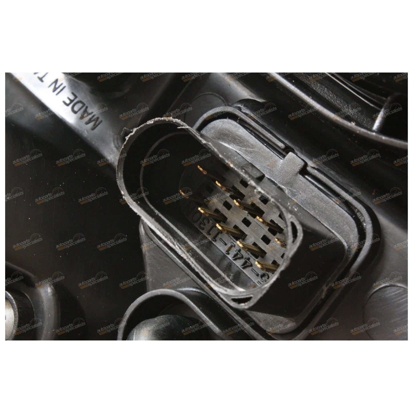 RH Headlight for Mercedes Benz Vito Van (2004–2010)