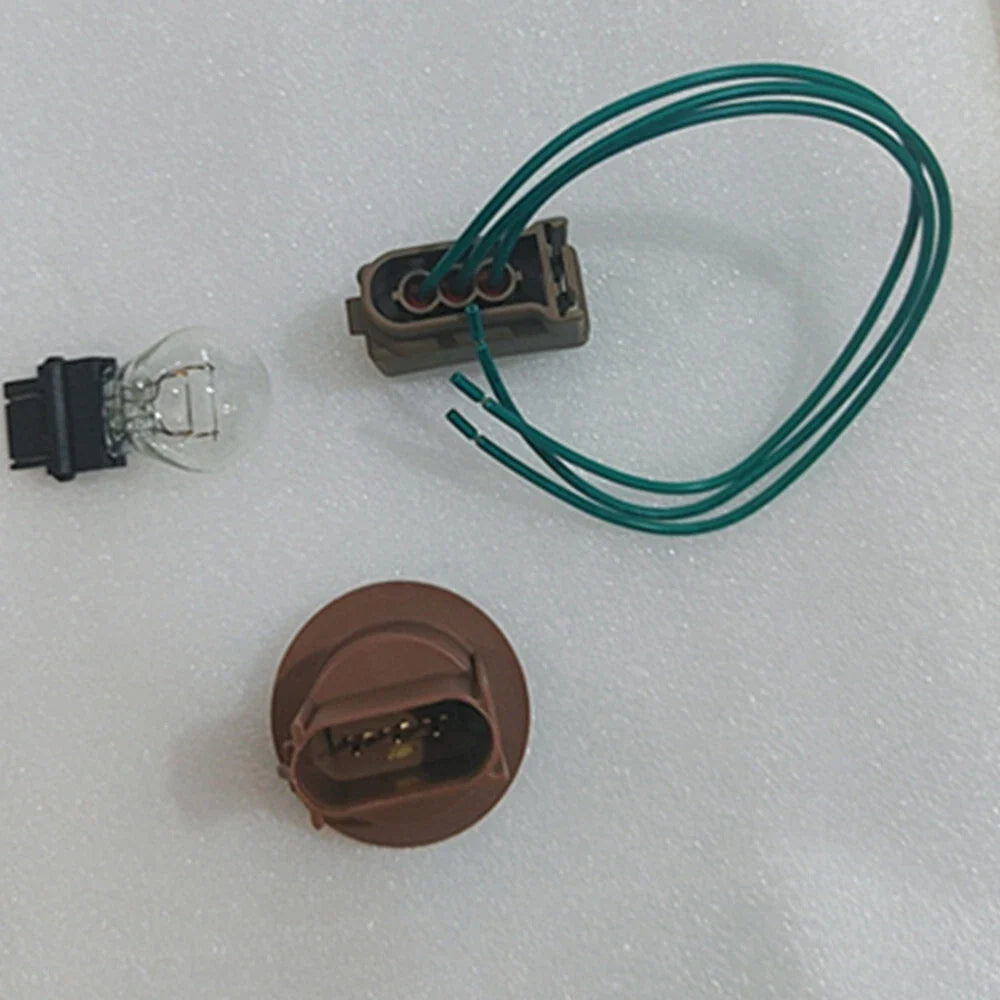 Headlamp Light Socket Pigtail + 3157 Bulb for Ford