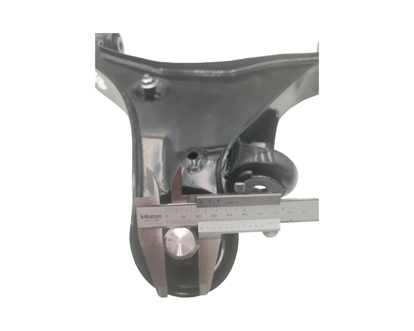 2X Front Lower Control Arm for Nissan Navara D40 Pathfinder R51 (2005–2015)