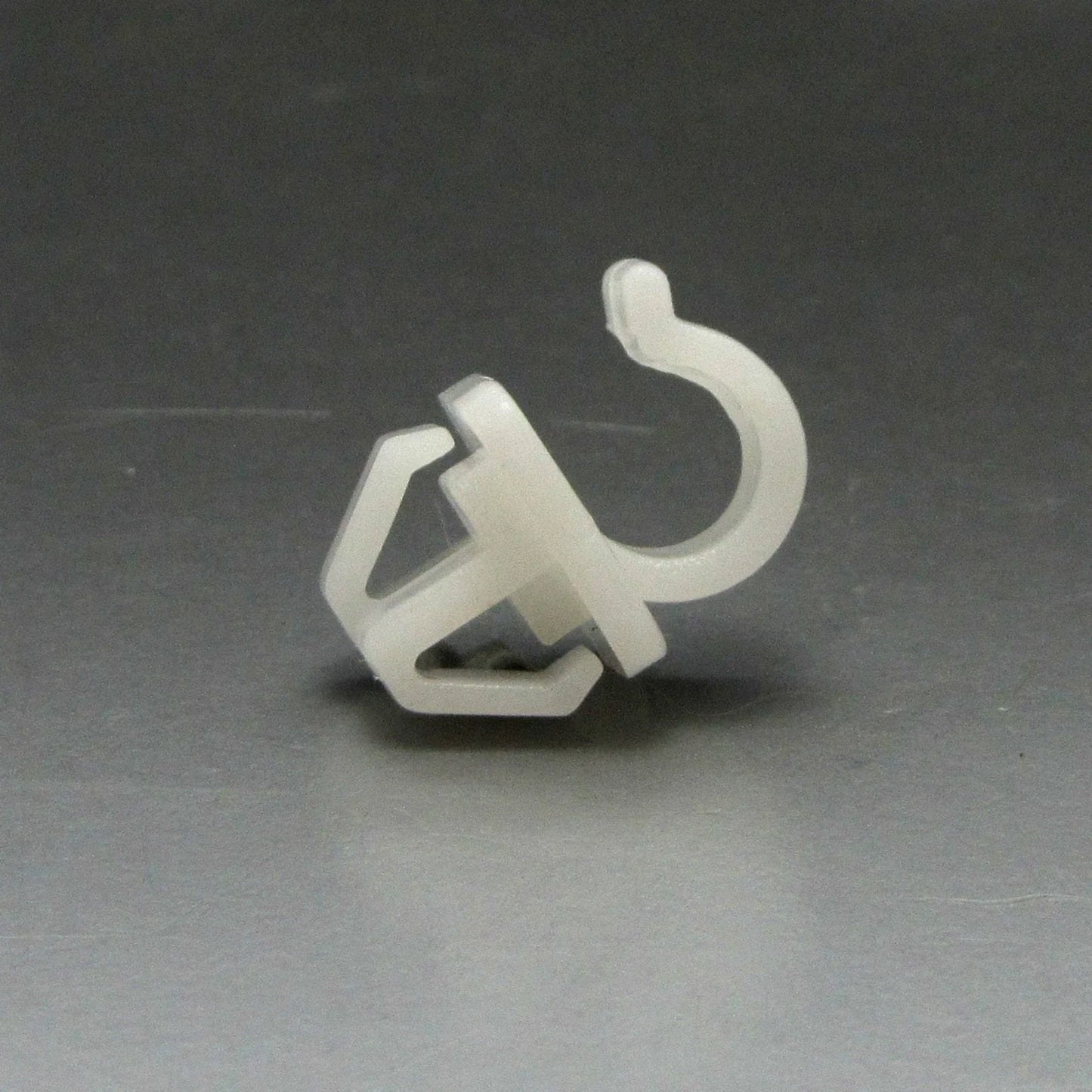 Hood Bonnet Prop Rod Clamp Clip for 98-06 Mazda Bravo B-Series B2500 Courier Ranger
