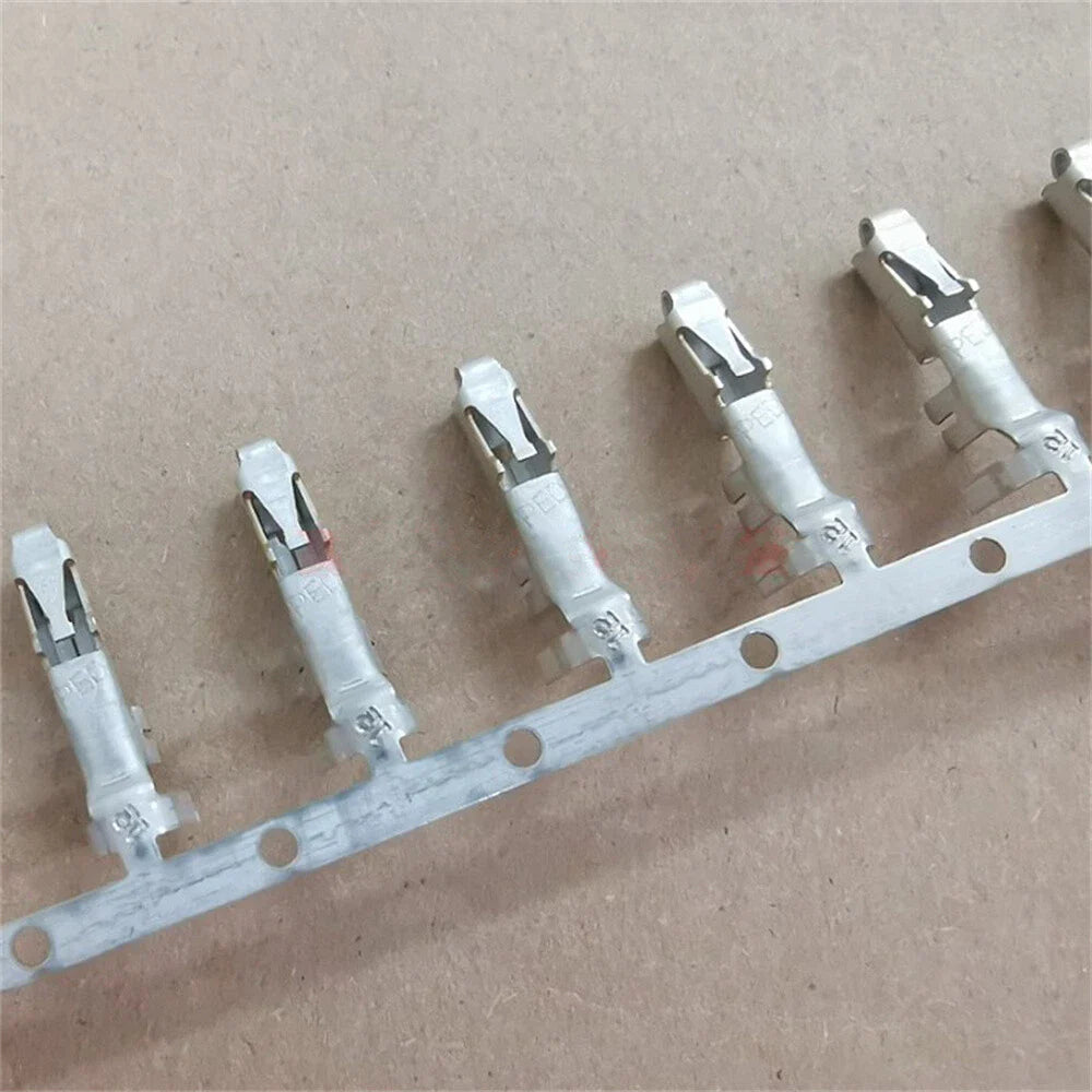 10 x Car Fuse Box Plug Connector Terminals for Buick GL8