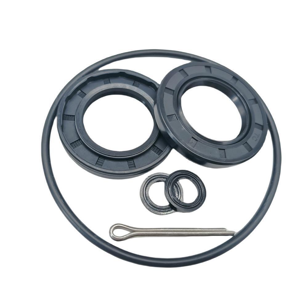 Lower Unit Oil Seal for Suzuki DF100 DF115 DF140 (Year Range Not Specified)